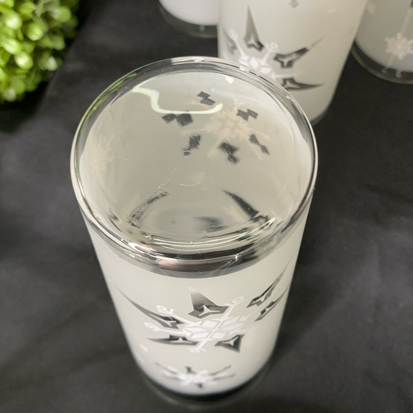 Set of 4 Vintage Anchor Hocking snowflake frosted black & white Highball Glasses - Picture 7 of 8